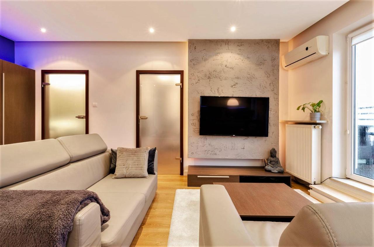 Lupoapartments Krolewska Penthouse Mandoria Parking Dostep Na Kod Лодзь Экстерьер фото