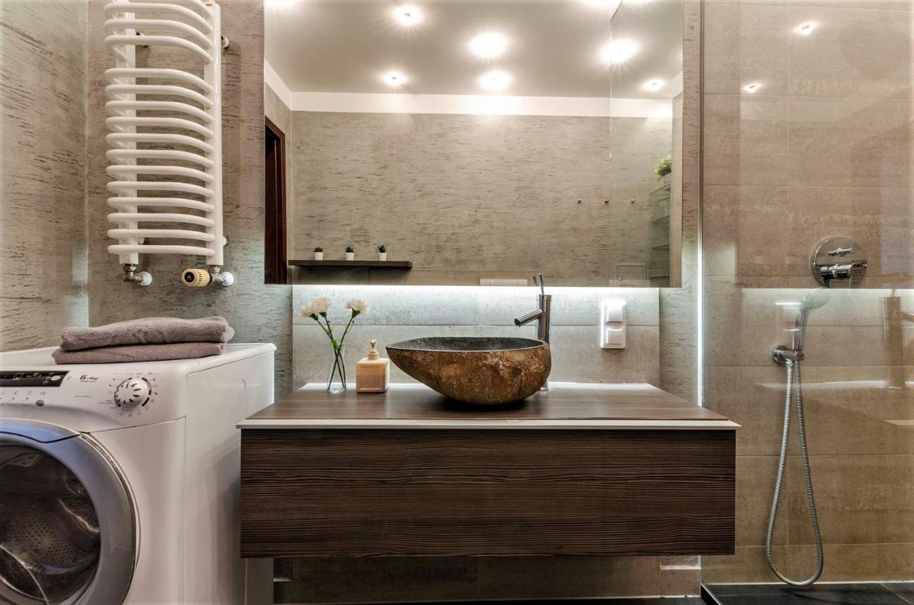 Lupoapartments Krolewska Penthouse Mandoria Parking Dostep Na Kod Лодзь Экстерьер фото