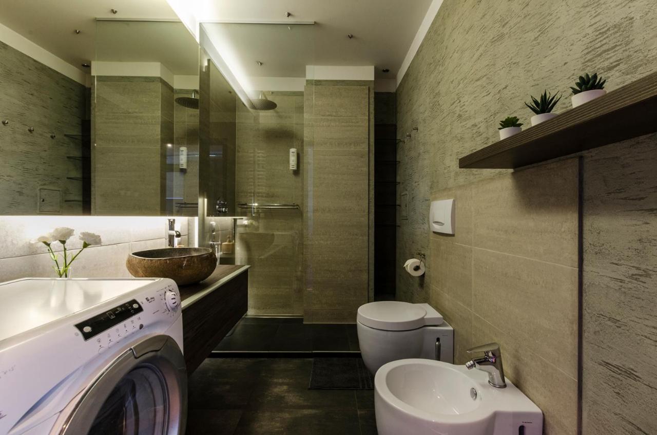 Lupoapartments Krolewska Penthouse Mandoria Parking Dostep Na Kod Лодзь Экстерьер фото